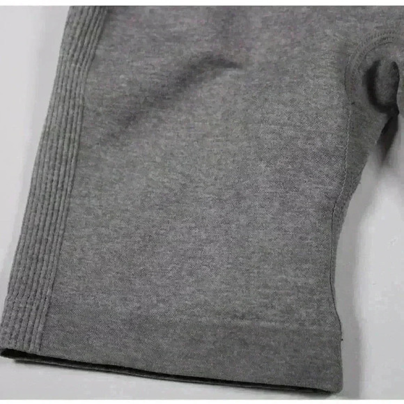 NWOT BUTT LIFT Bicycle Shorts Gray 5.5" Inseam Compression Flattering Women Sz S - Picture 4 of 9